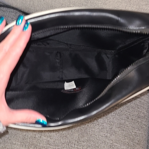 Vintage Emily The Strange Messenger Bag Never Used - Picture 13 of 16